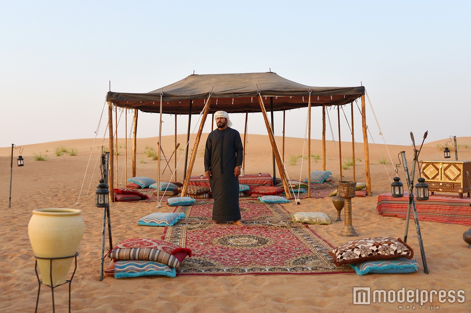 サンセットバー（C）モデルプレス