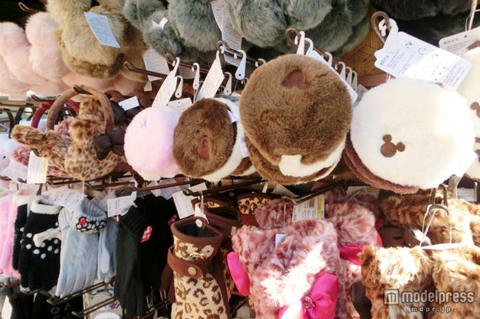 あったかアイテムが並ぶ