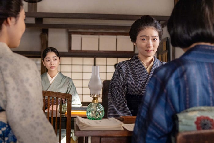 見上愛、東野絢香「風、薫る」第122話(C)NHK