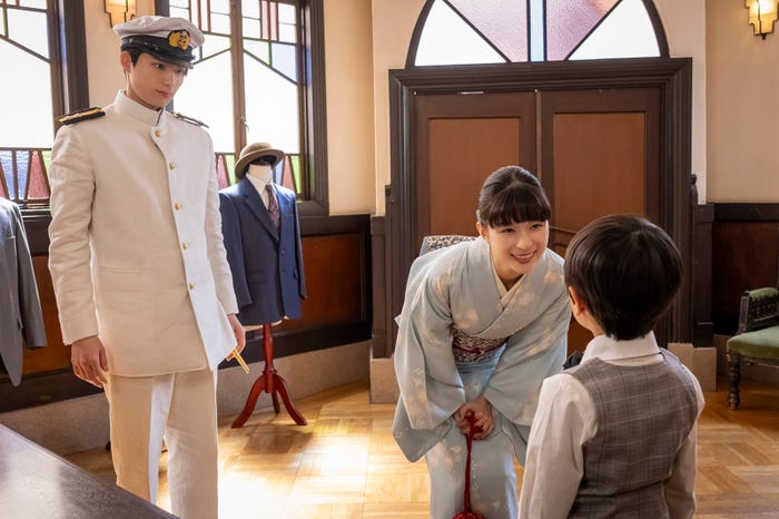 本田響矢、芳根京子「波うららかに、めおと日和」第3話(C)フジテレビ