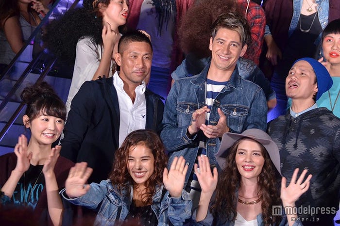 「AEO LIVE YOUR LIFE COLLECTION」ファッションショーの様子