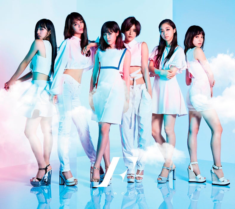 爽やかな“Flower”も美しい！初夏を感じる世界観