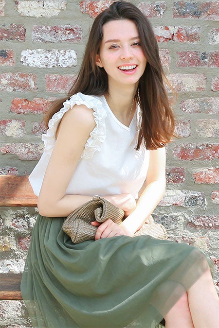 ノースリーブ肩フリルブラウス「salus」2,990円（税込）