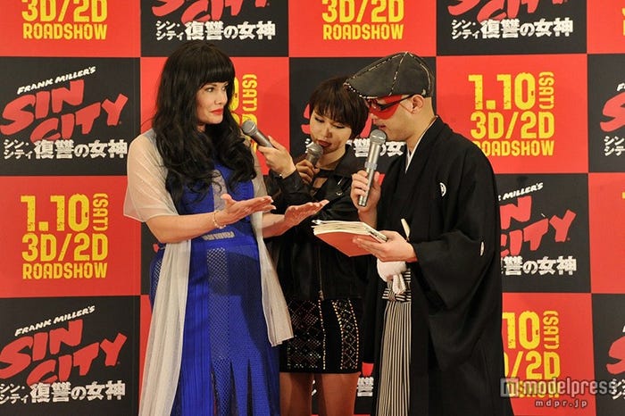 (左から)カイヤ、水沢アリー、ゲッターズ飯田