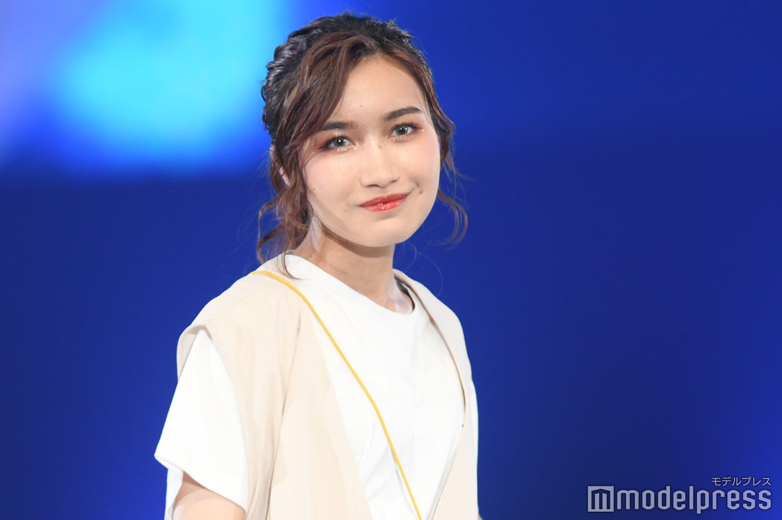 アシュトンすみれジャズミン（C）モデルプレス