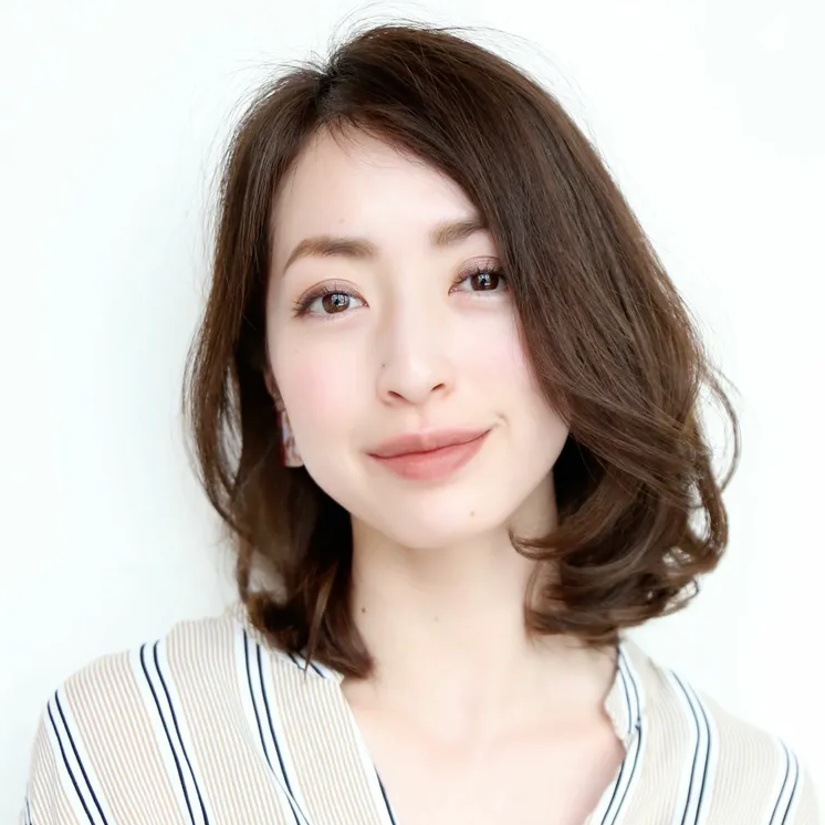 骨格診断ナチュラルに似合う髪型まとめ 40代女性の黄金バランスを手に入れよう モデルプレス