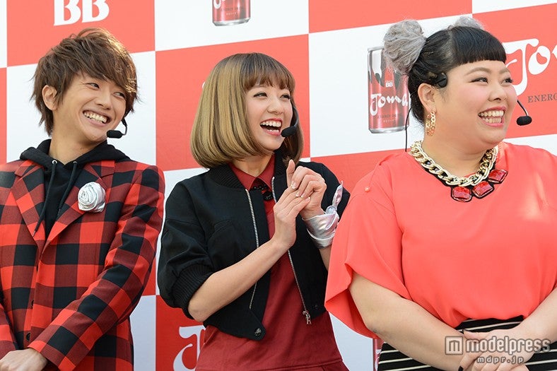 （左より）西島隆弘、伊藤千晃、渡辺直美