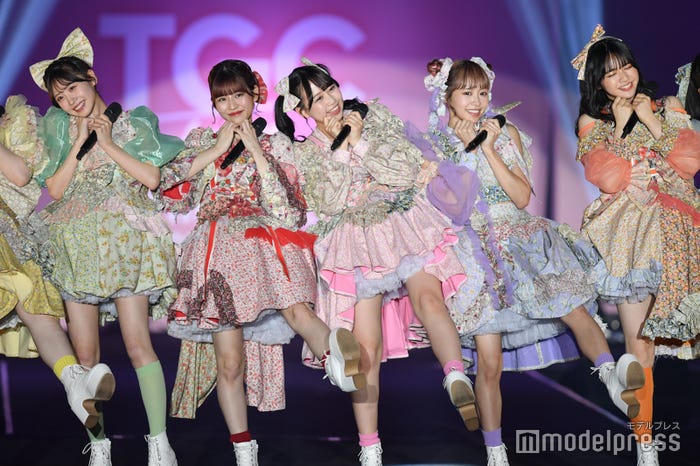 FRUITS ZIPPER(C)モデルプレス