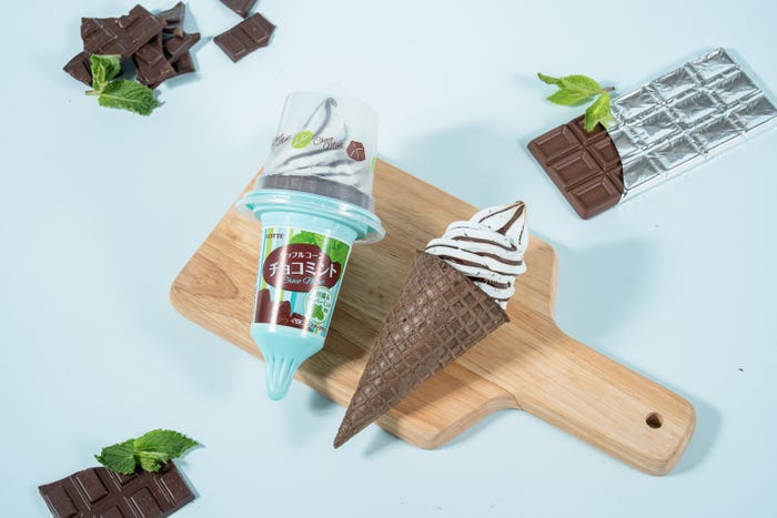 ワッフルコーンチョコミント(税込368円)/提供画像