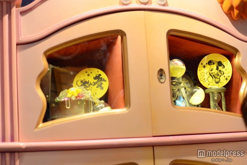 TDS「アリエルのワードローブ」