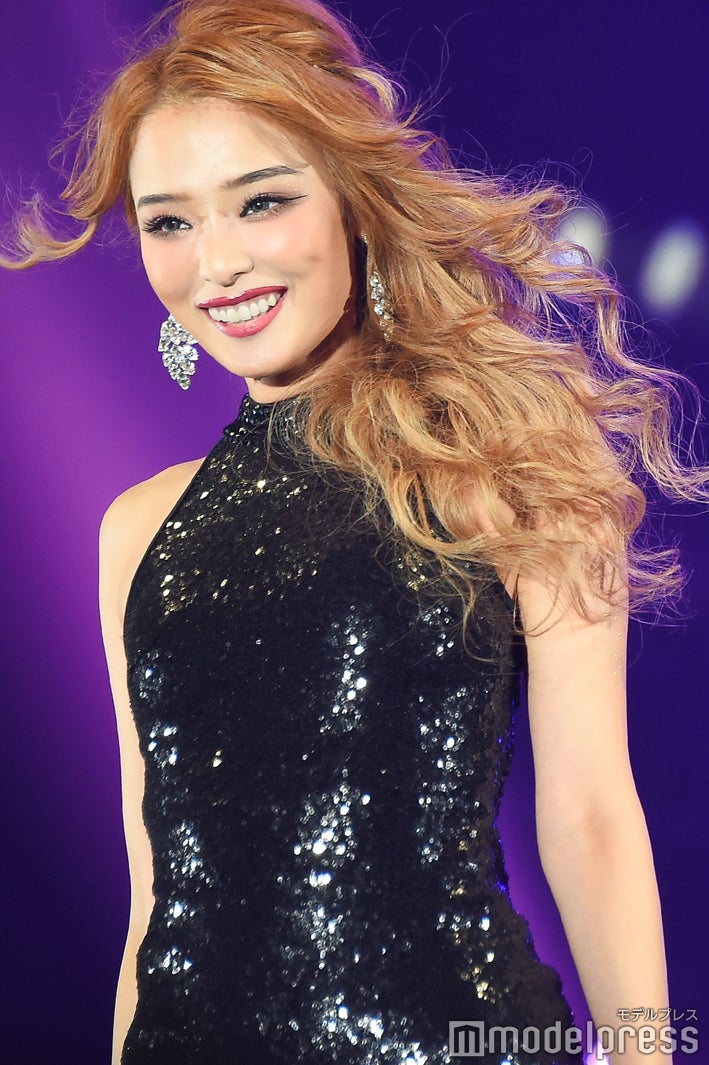 RiRi（C）モデルプレス