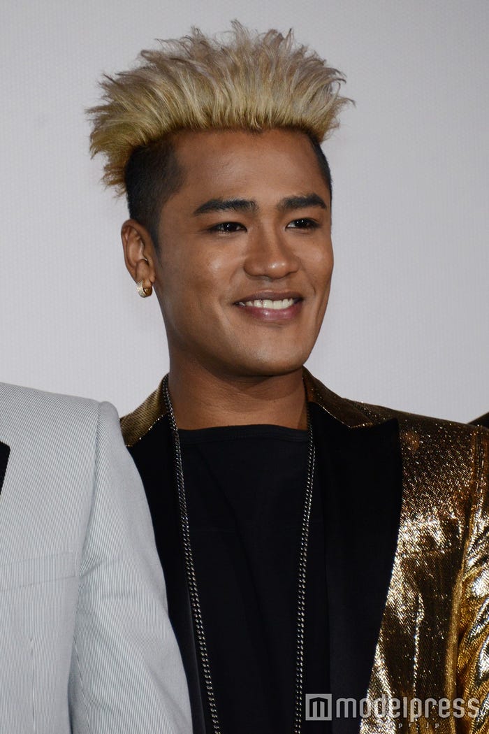 金髪のELLY(C)モデルプレス