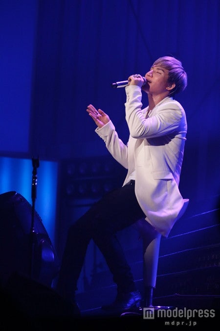 「D-LITE D’scover Tour 2013 in Japan ～DLive～」