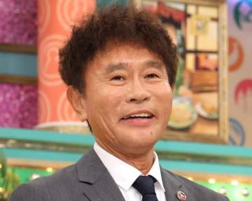 「年齢調べたら…そんなバカな」「可愛すぎる♥」浜田とロケの人気歌手40歳にSNS衝撃「今の方が断然綺麗」「美しすぎた」ゆる髪で登場