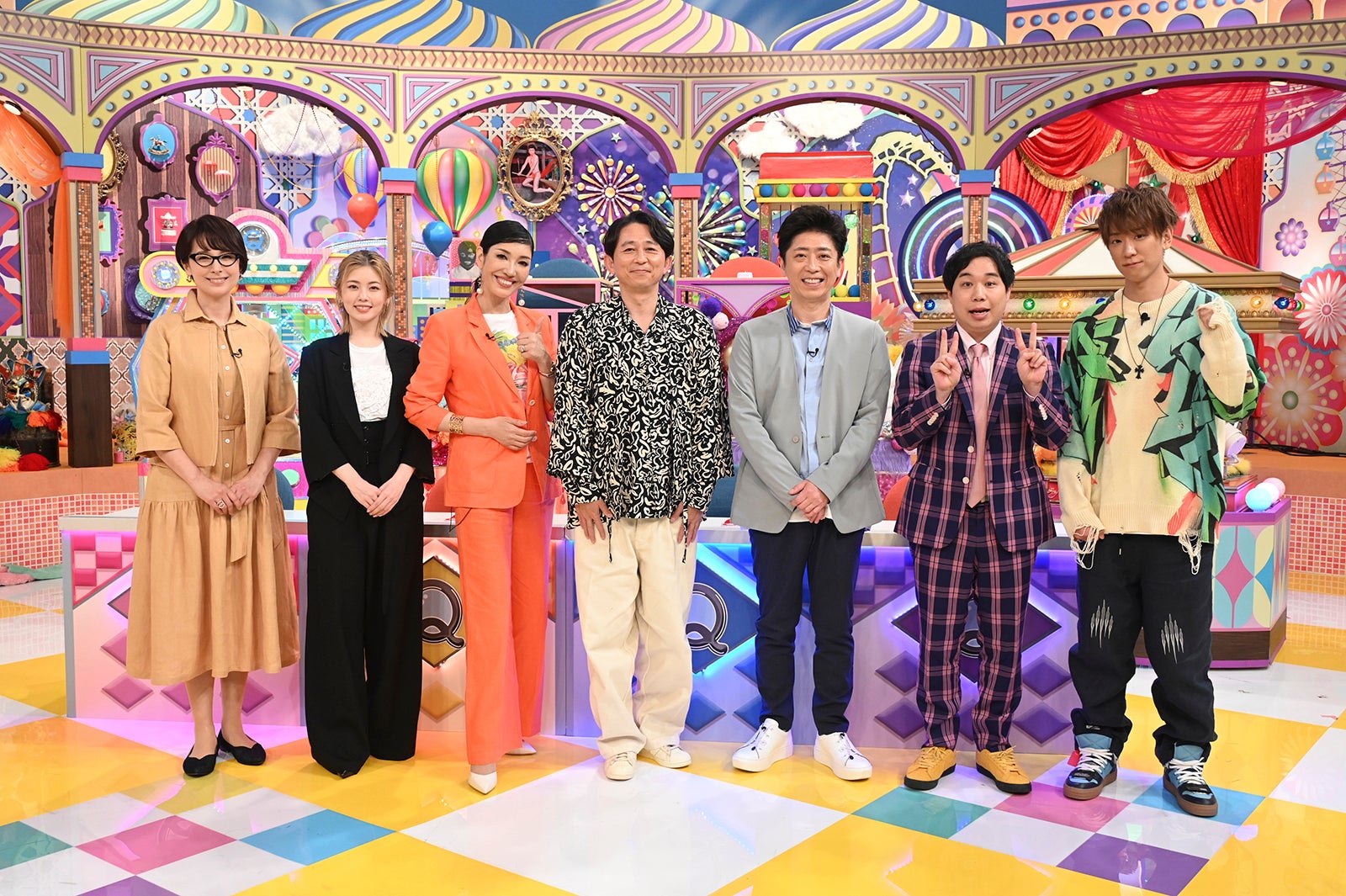 野村真季アナ、小芝風花、アンミカ、有吉弘行、後藤輝基、せいや、小山慶一郎（C）テレビ朝日