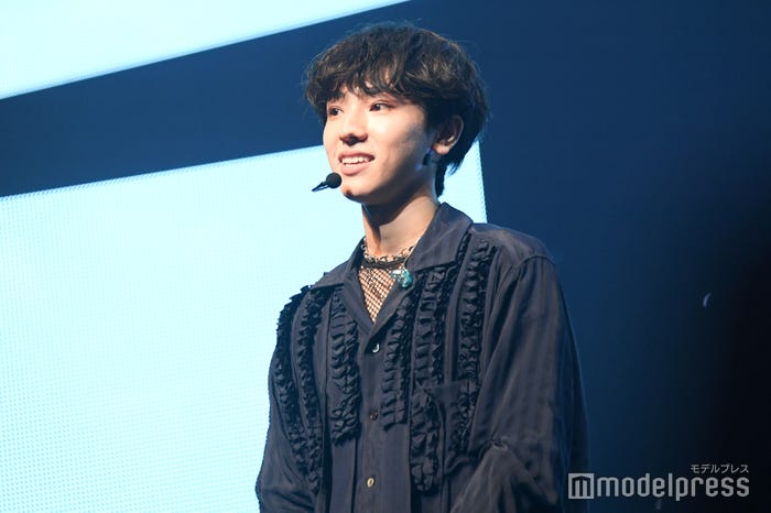 声が可愛いと言われ照れる池田優斗(C)モデルプレス