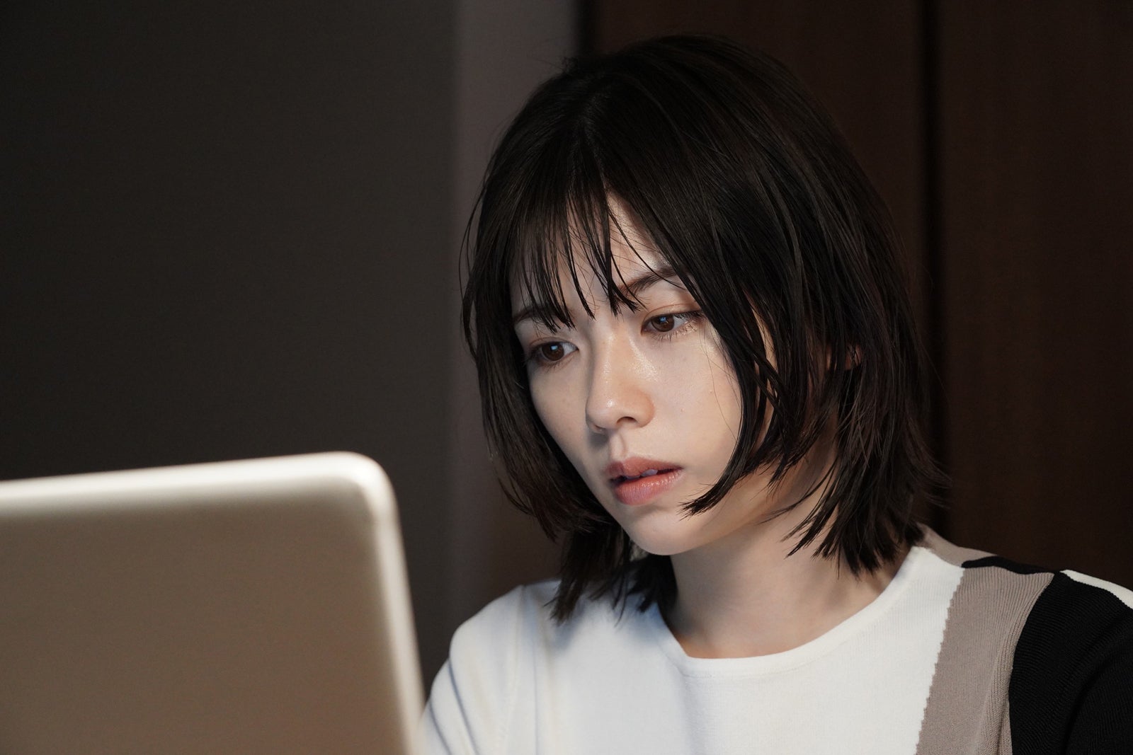 小芝風花「転職の魔王様」第1話より（C）カンテレ