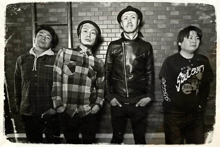RAZORS EDGEケンジレイザーズ主宰レーベルからsplit CD2タイトル同時発売