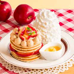 りんごと紅茶のパンケーキ/画像提供:Eggs’n Things Japan