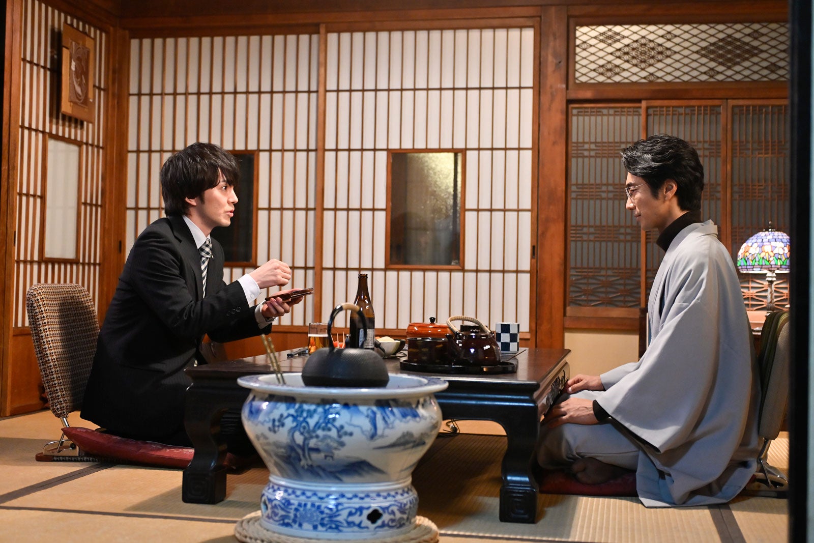 林遣都、眞島秀和「おっさんずラブ-リターンズ-」第3話（C）テレビ朝日