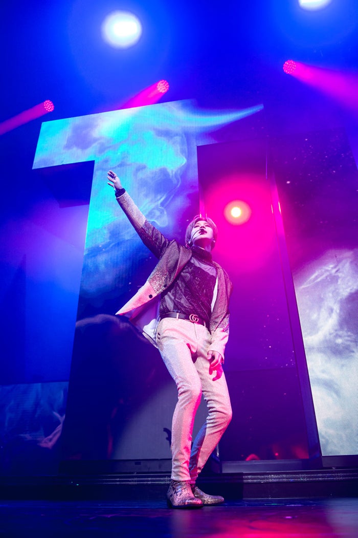 テミン「TAEMIN Japan 1st TOUR ～SIRIUS～」／写真：Takeshi Yao