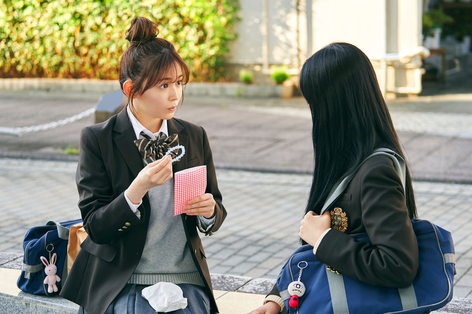 久間田琳加、原菜乃華『見える子ちゃん』6月6日（金）全国劇場公開／配給：KADOKAWA（C）2025『見える子ちゃん』製作委員会