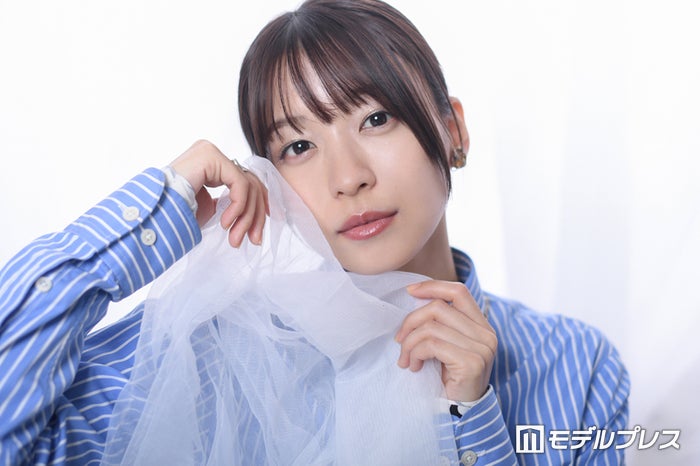 鳴海唯、横浜流星との初対面で払拭された不安 人生における大きな転機明かす【「わかっていても the shapes of love」インタビュー後編】