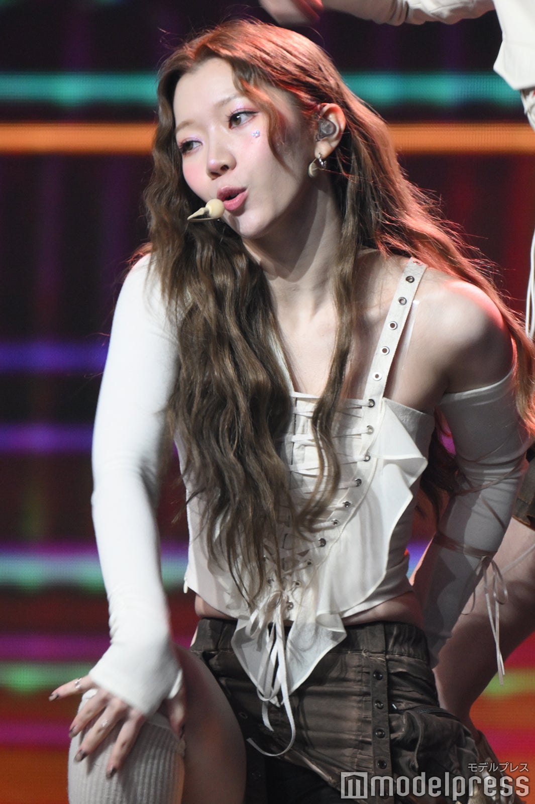 IS:SUE（C）モデルプレス