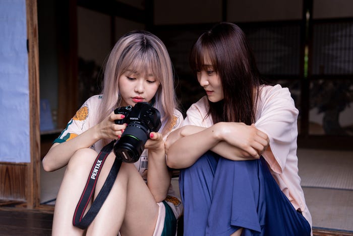 ちせ、菅井友香「チェイサーゲームW2 美しき天女たち」第5話(C)「チェイサーゲームW2」製作委員会