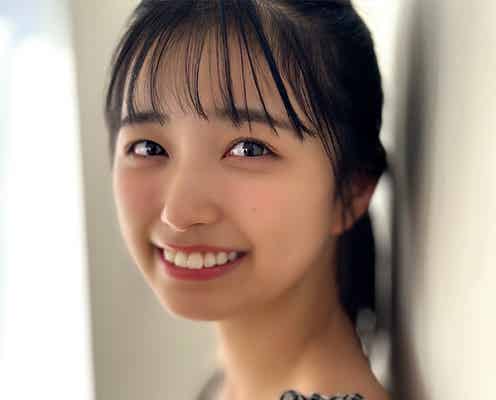 乃木坂46五百城茉央、美スタイル際立つ制服姿 “青春感”あふれるオフショット公開