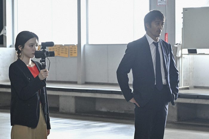 永野芽郁、阿部寛「キャスター」第9話(C)TBS