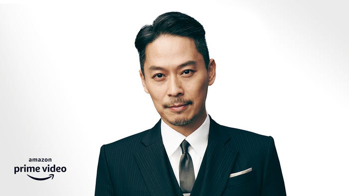 本編司会進行役・坂東工(C) 2022 Warner Bros. International Television Production Limited