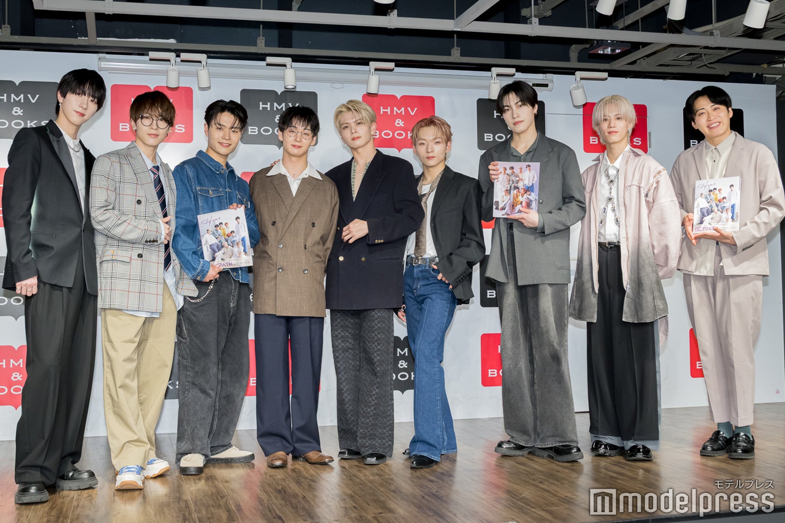 （左から）四谷真佑、高橋わたる、海帆、太田駿静、栗田航兵、古瀬直輝、西島蓮汰、小堀柊、池田直人（C）モデルプレス