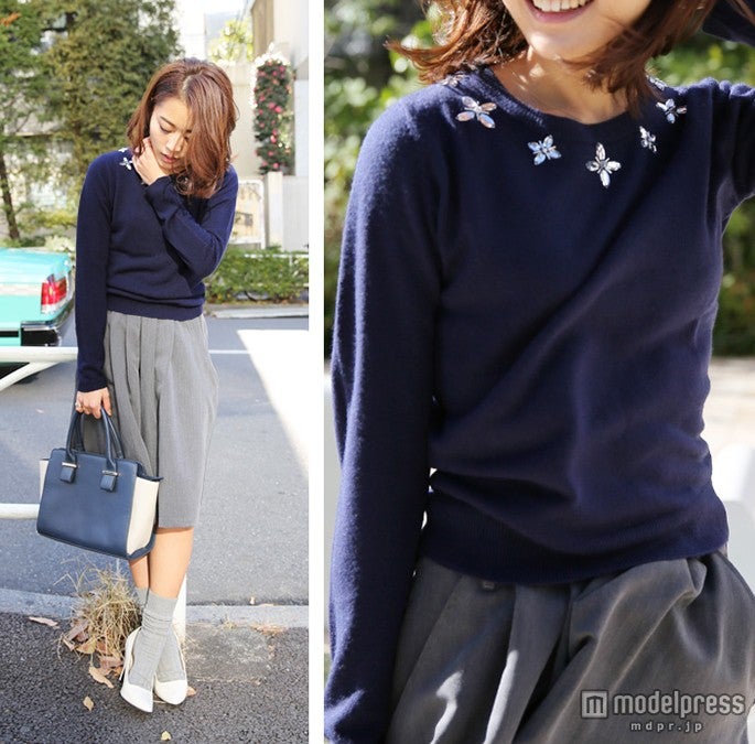 「カシミヤ タッチ ビジューニット トップス」価格5,580円 (税込) ／Photo by Plaisir