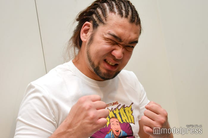 シバター(C)モデルプレス