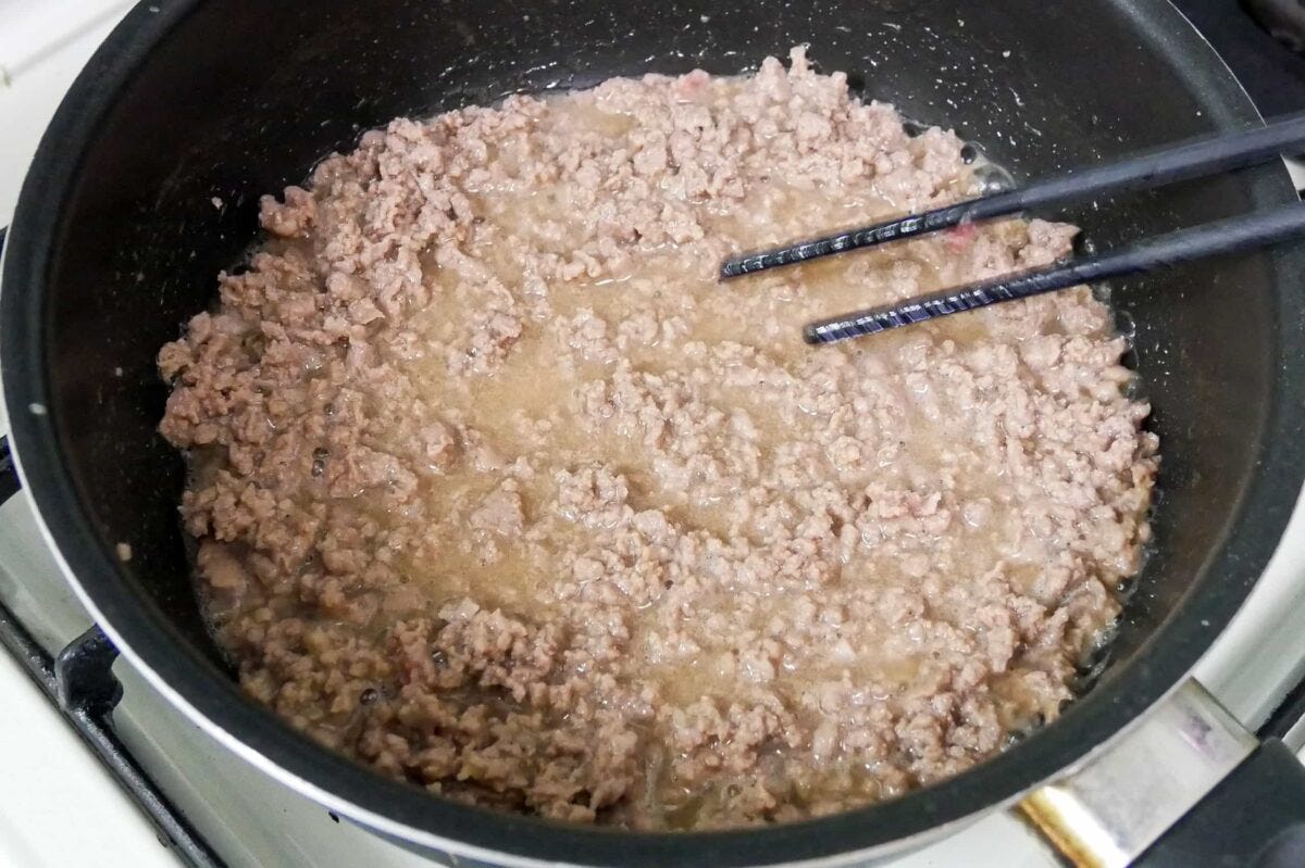 箸で食べれるハンバーグ