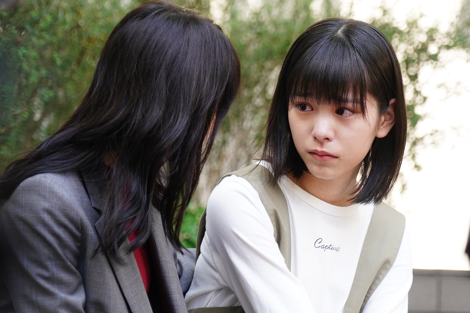 松岡茉優、當真あみ「最高の教師 1年後、私は生徒に■された」第6話より（C）日本テレビ