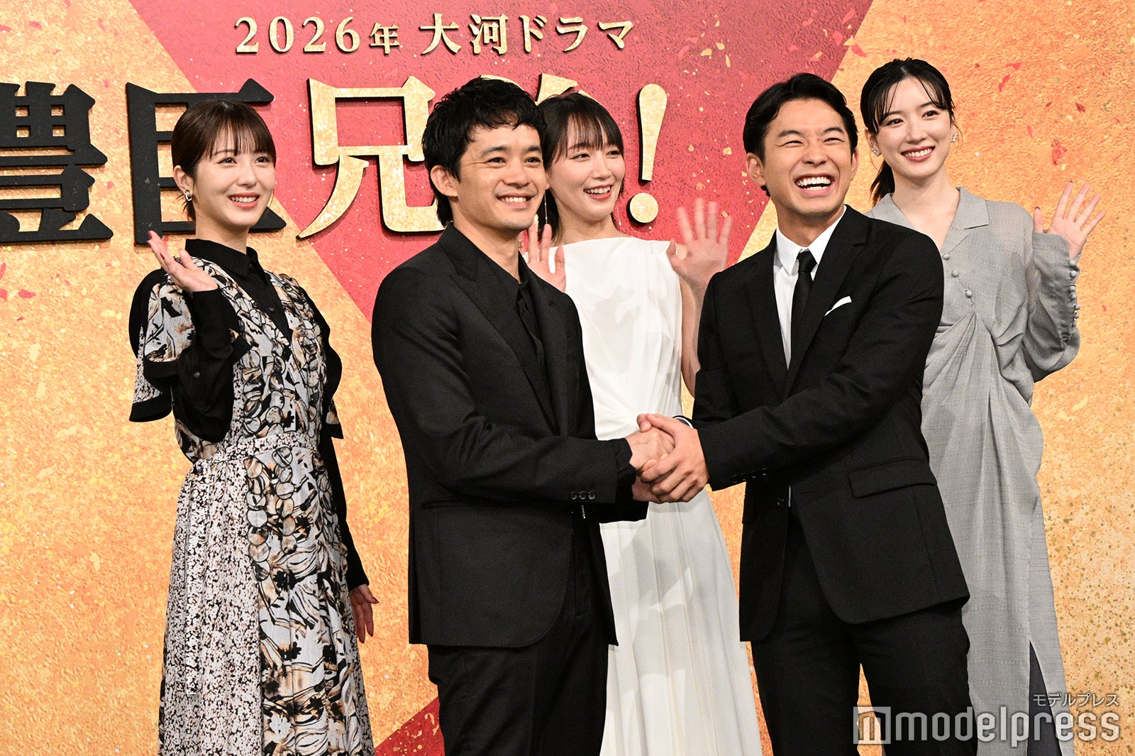 浜辺美波、池松壮亮、吉岡里帆、仲野太賀、永野芽郁（C）モデルプレス