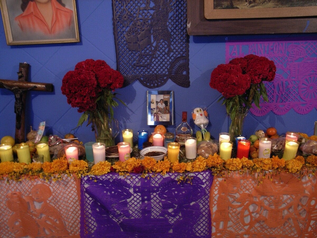 家庭の祭壇の一例