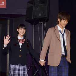 左から:武井咲、松坂桃李