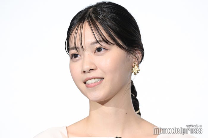 西野七瀬(C)モデルプレス