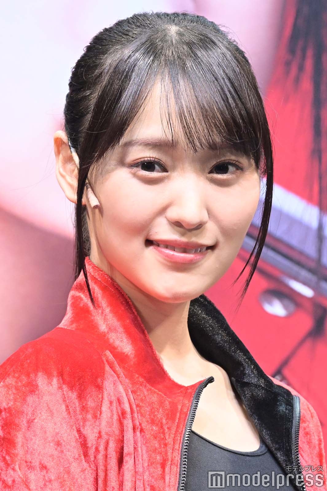 菅井友香 （C）モデルプレス