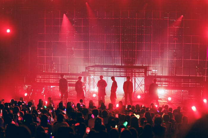 DXTEEN(C)LAPONE Entertainment