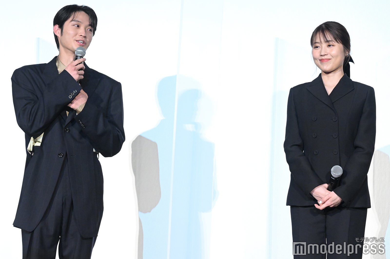 磯村勇斗、有村架純 （C）モデルプレス