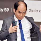 トレエン斎藤 ありが頭皮 地雷メイク にツッコミの声 ピンの位置 どうやってつけてるの モデルプレス トレエン斎藤 ありが頭皮 地雷メイク にツッコミの声 ピンの位置 どうやってつけてるの モデルプレス