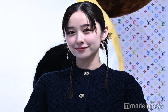 堀田真由(C)モデルプレス