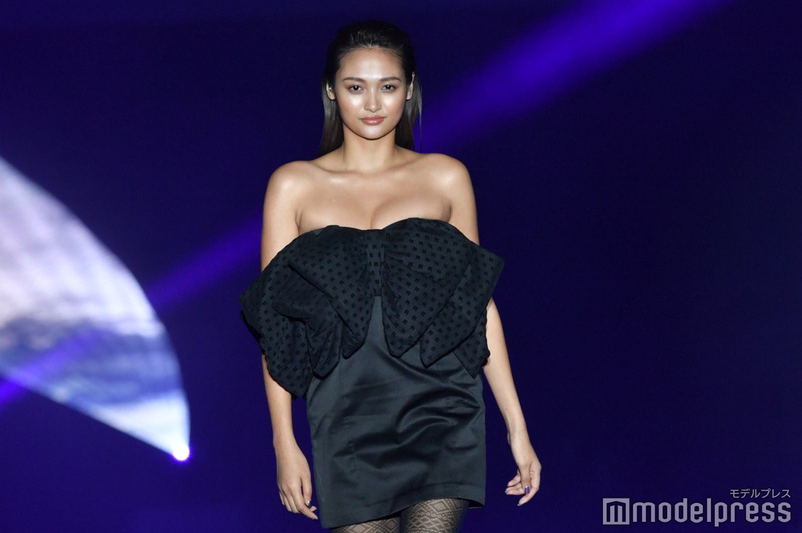 （C）モデルプレス