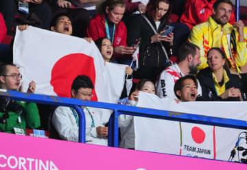 全力応援の木原龍一に坂本花織と三浦璃来がw演技後の舞台裏が「過去一番癒やされた」「面白すぎる」「コントだもん」日本スケート連盟が公開