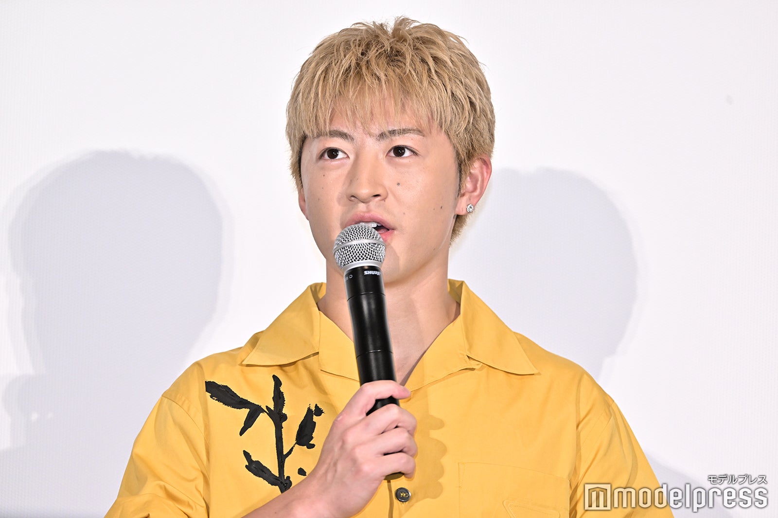 佐野玲於（C）モデルプレス