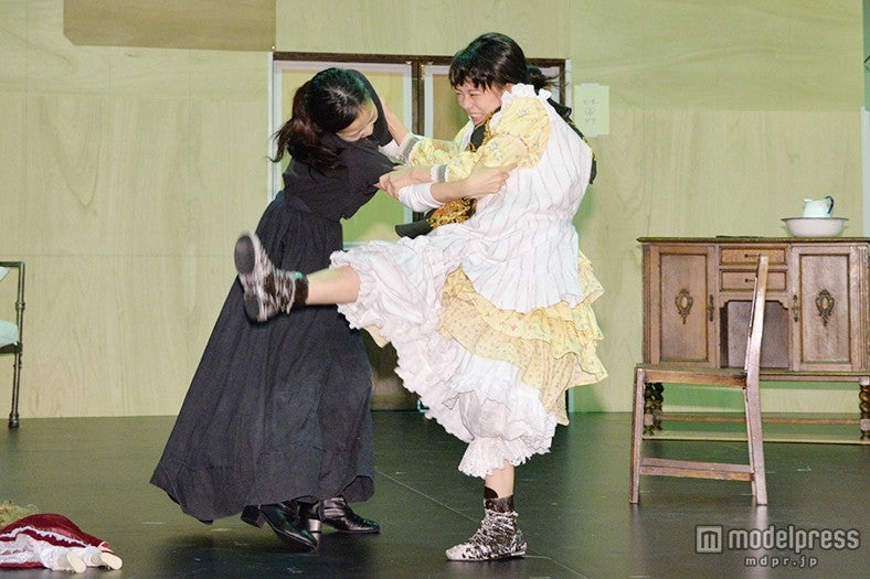 （左より）木南晴夏、高畑充希